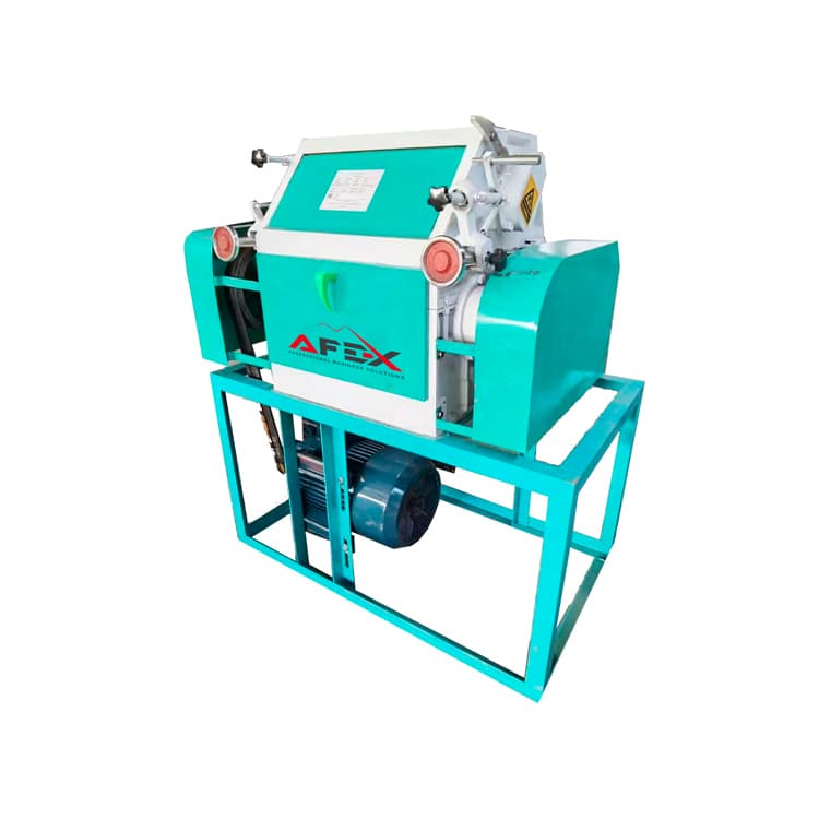 Equipment for crushing seed kernels — Image 1 / 2